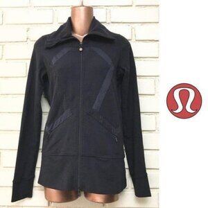 Lululemon Rare Black Origami Stride Light Jacket